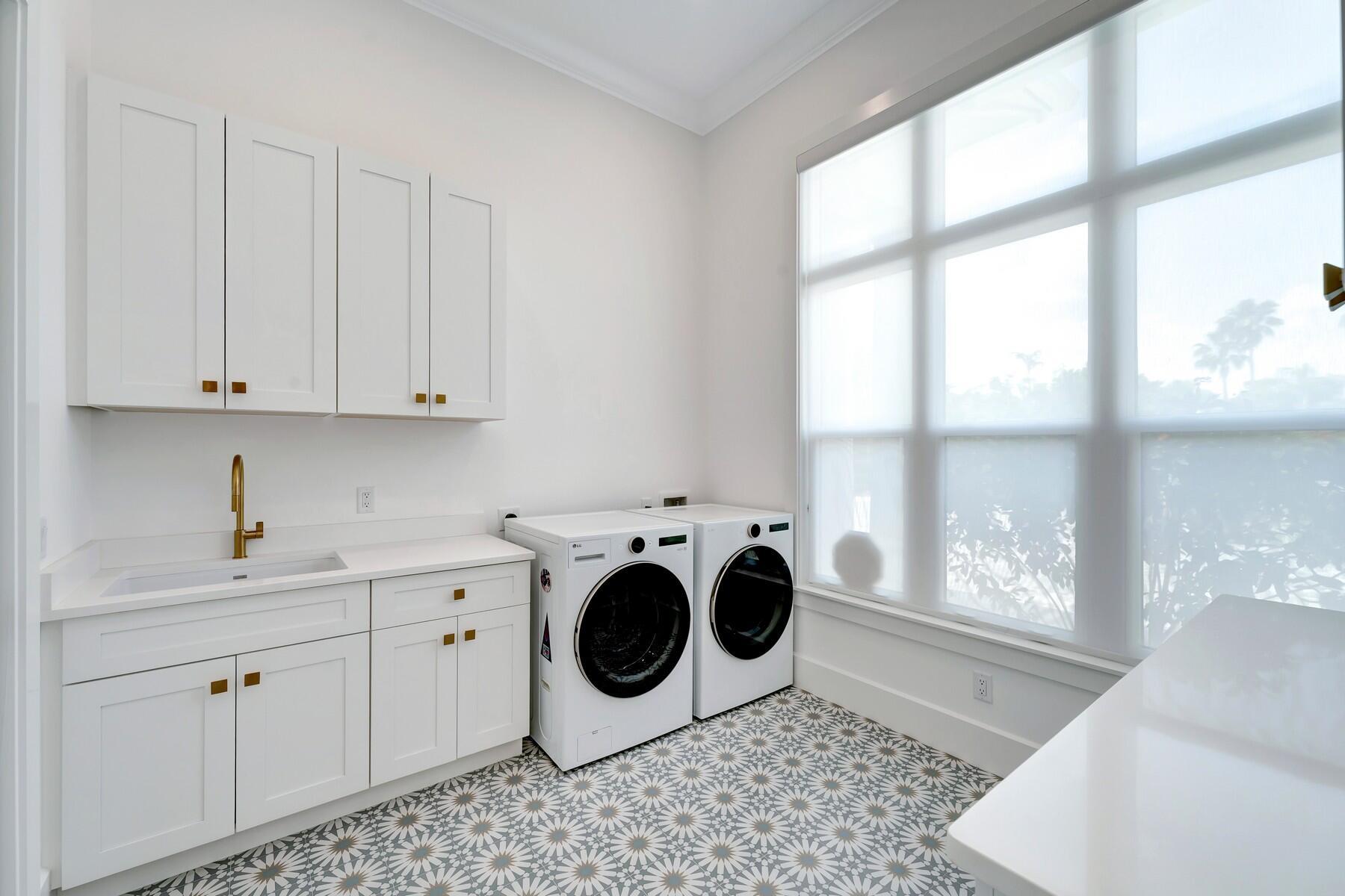 201 Shores Dr Vero Beach, FL 32963