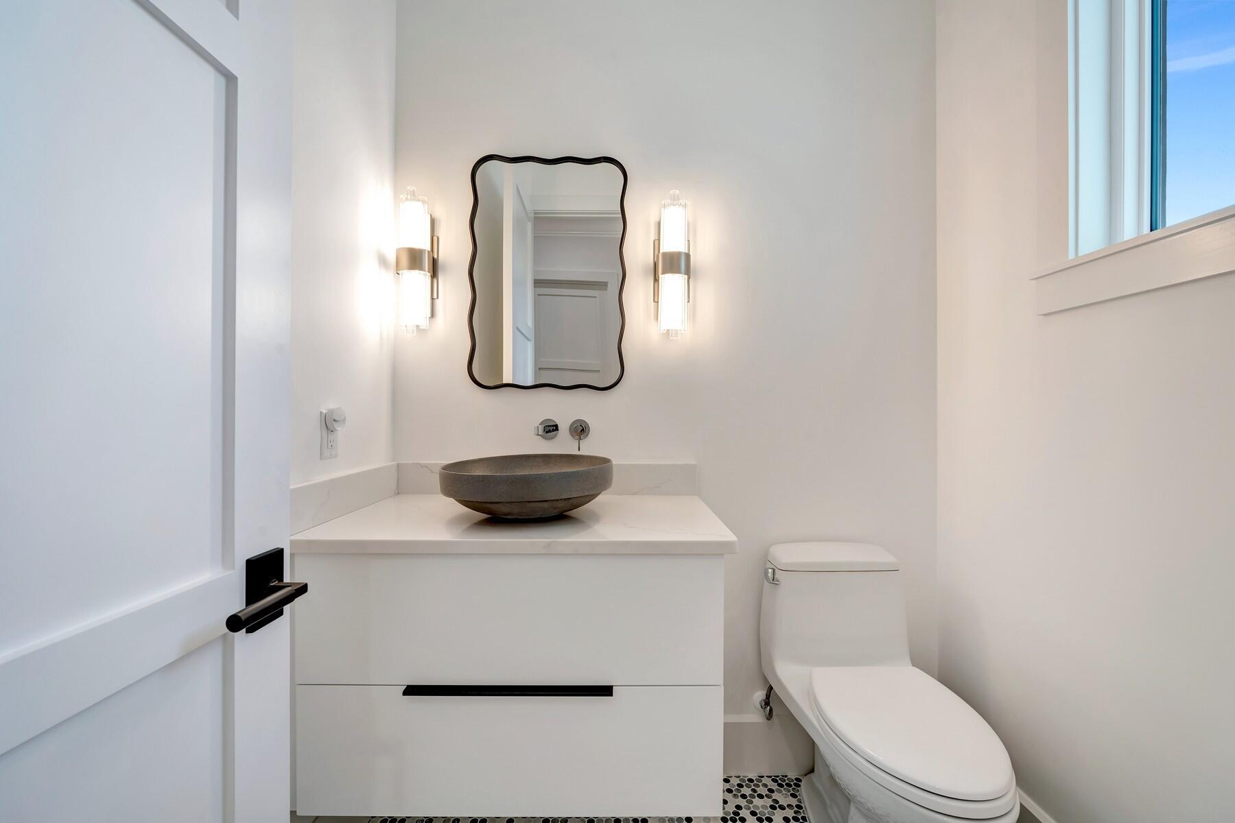 201 Shores Dr Vero Beach, FL 32963