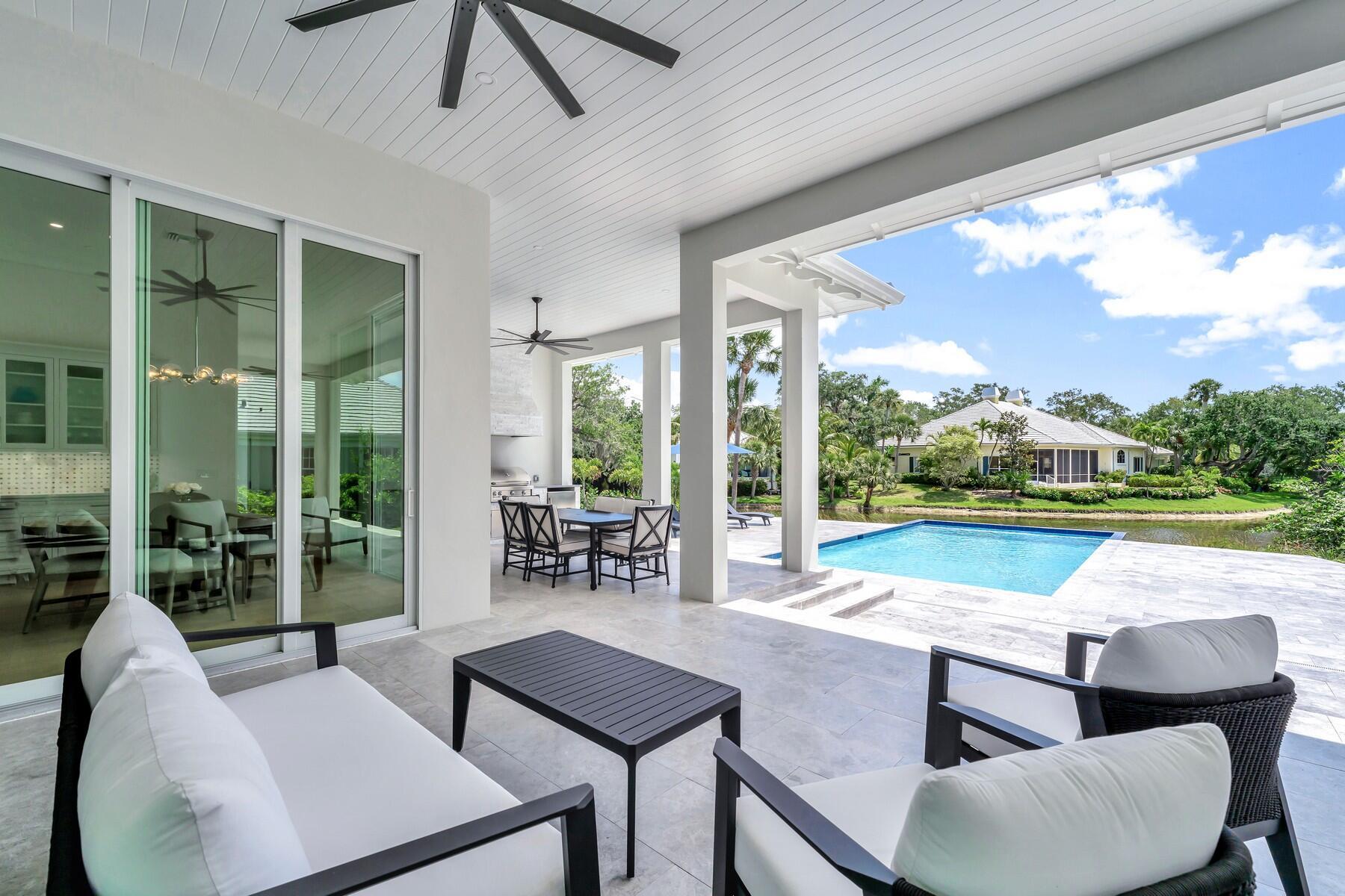 201 Shores Dr Vero Beach, FL 32963