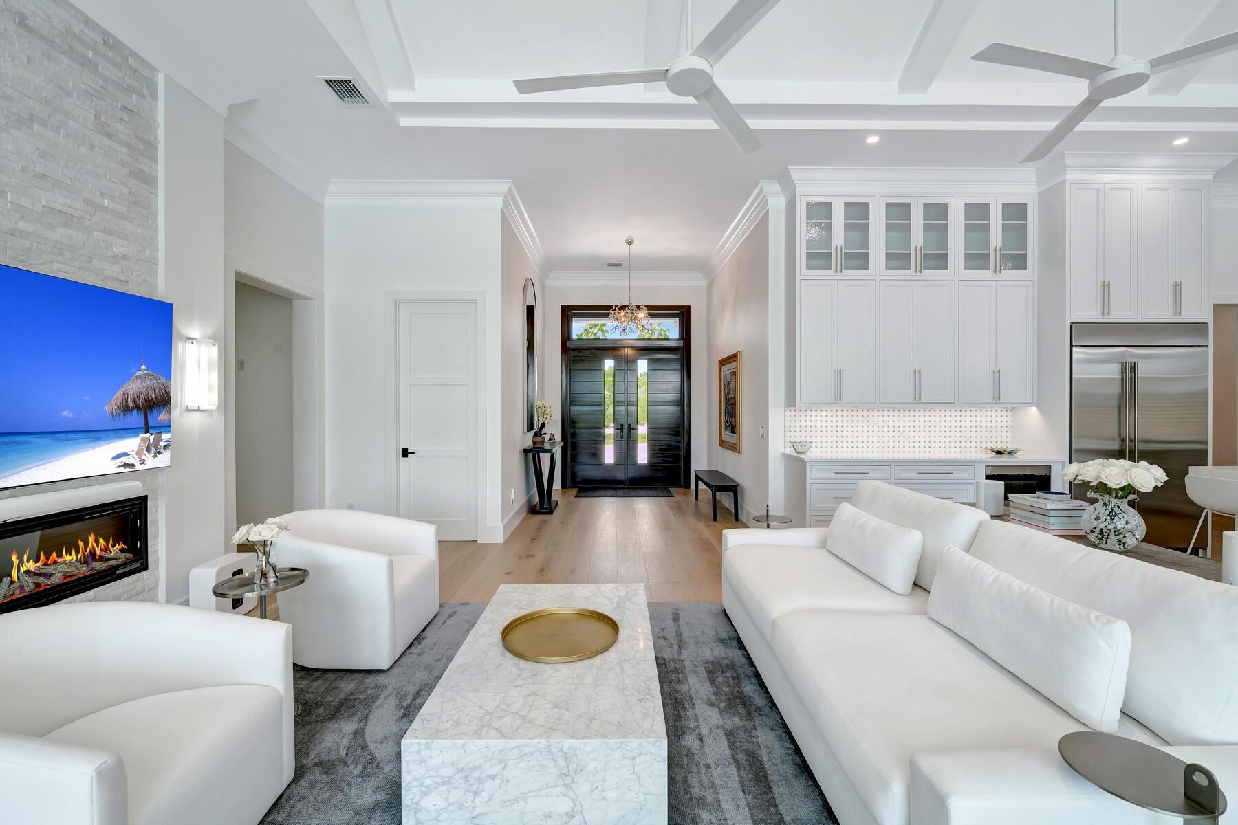 201 Shores Dr Vero Beach, FL 32963