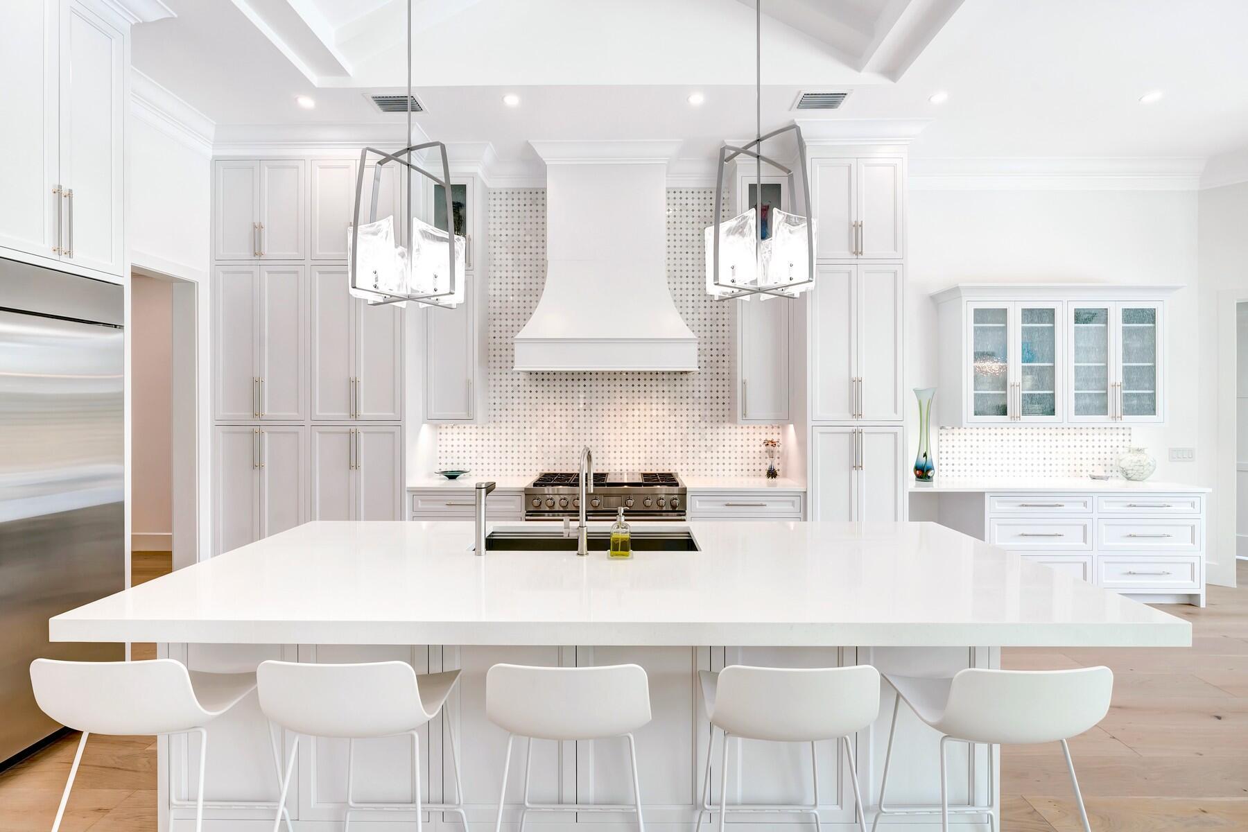 201 Shores Dr Vero Beach, FL 32963