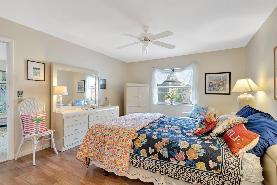 5200 Privet B #B Delray Beach, FL 33484