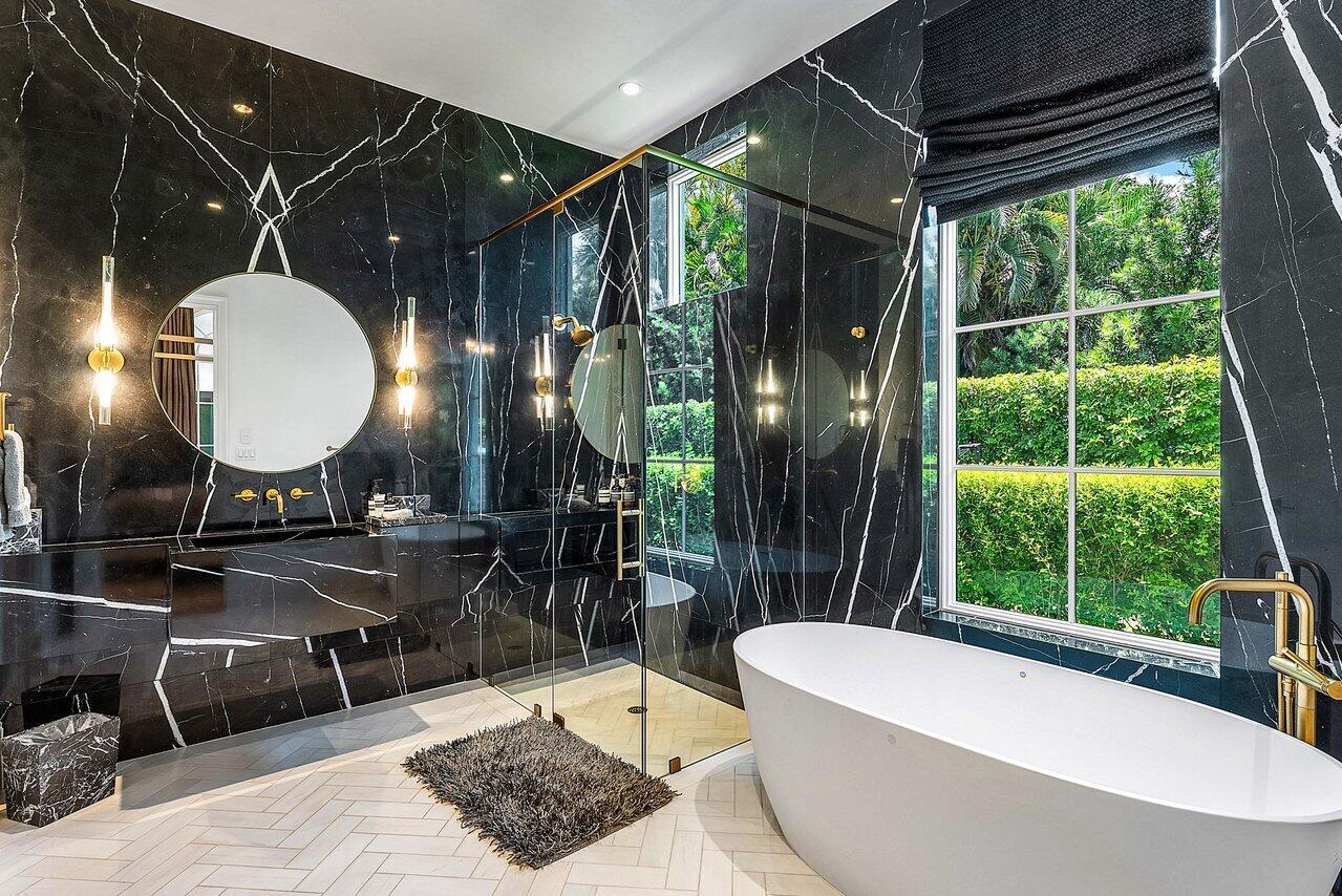 1162 Banyan Estates Dr North Palm Beach, FL 33408