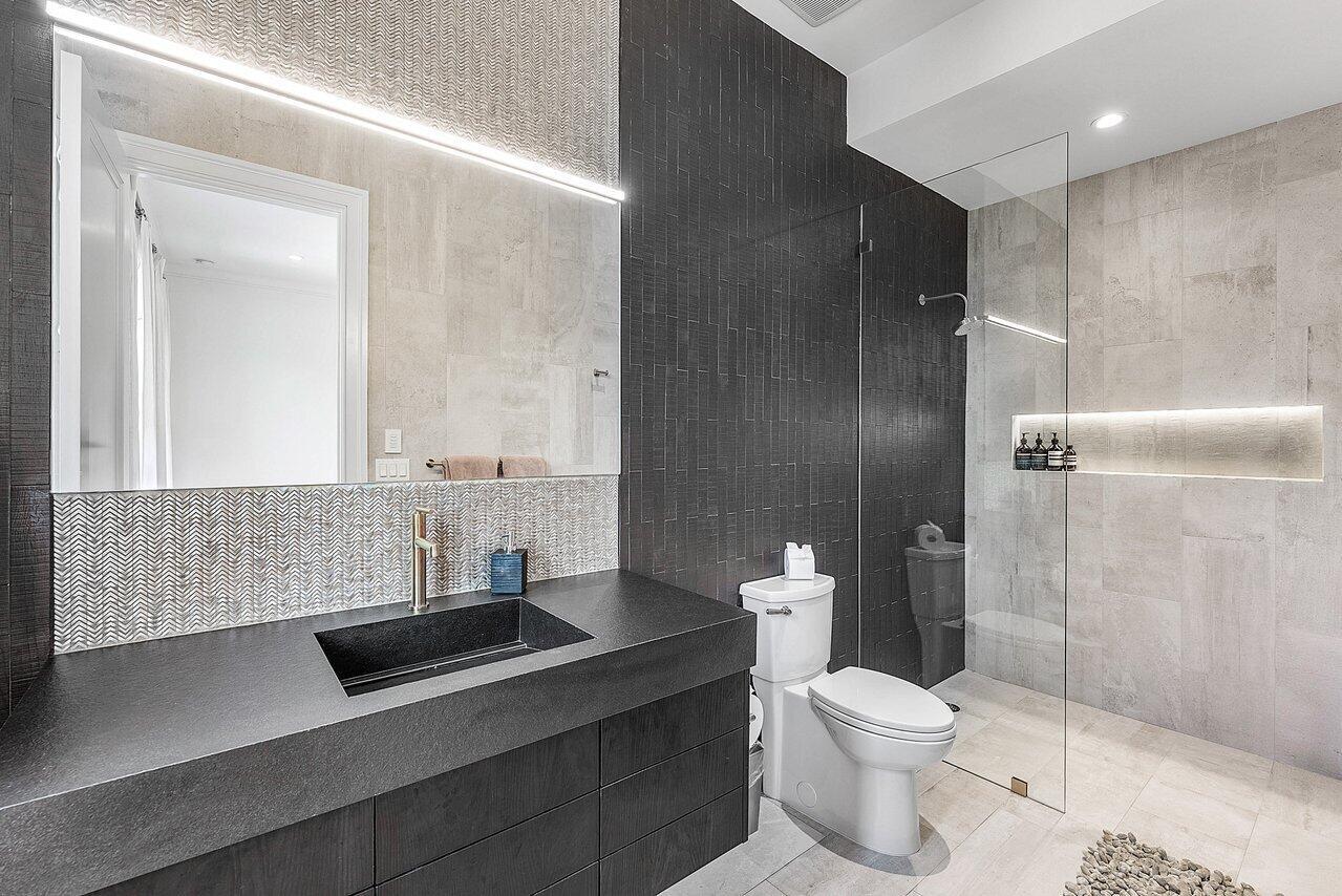 1162 Banyan Estates Dr North Palm Beach, FL 33408