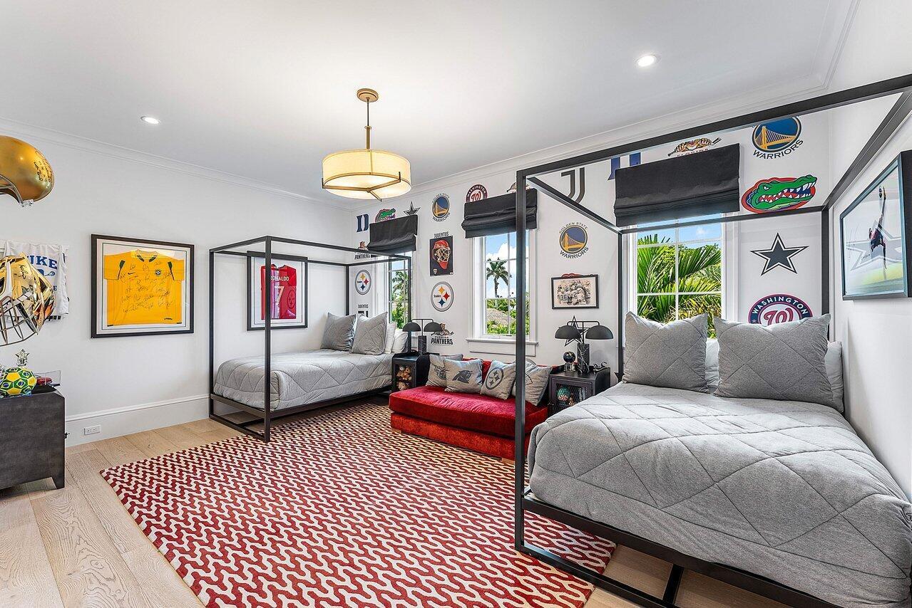 1162 Banyan Estates Dr North Palm Beach, FL 33408