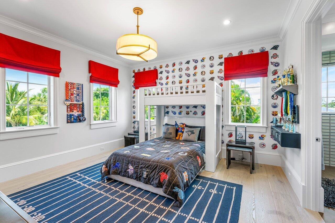 1162 Banyan Estates Dr North Palm Beach, FL 33408