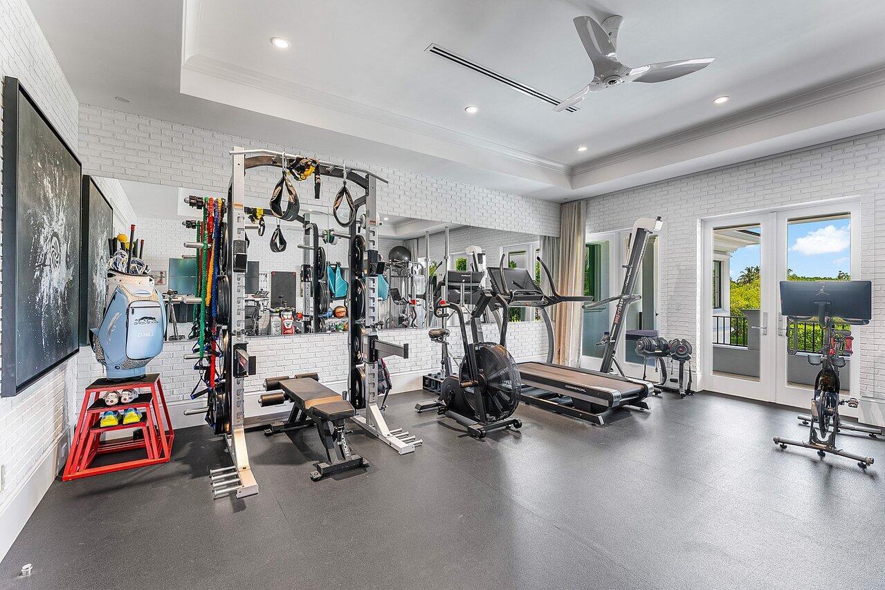 1162 Banyan Estates Dr North Palm Beach, FL 33408