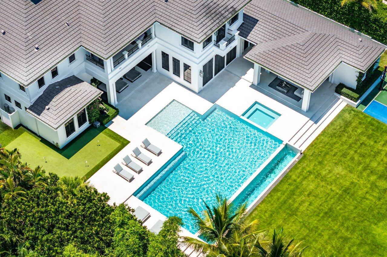 1162 Banyan Estates Dr North Palm Beach, FL 33408