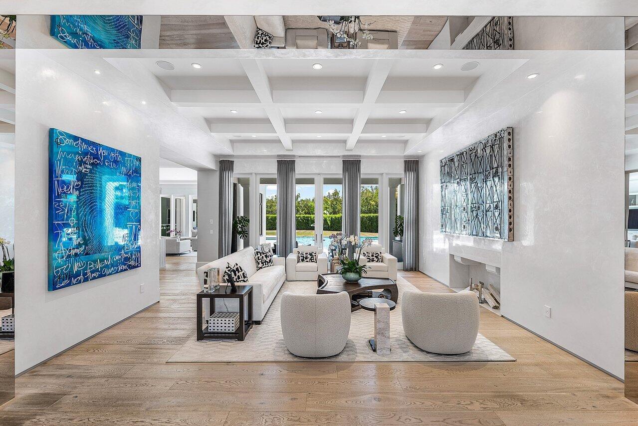 1162 Banyan Estates Dr North Palm Beach, FL 33408