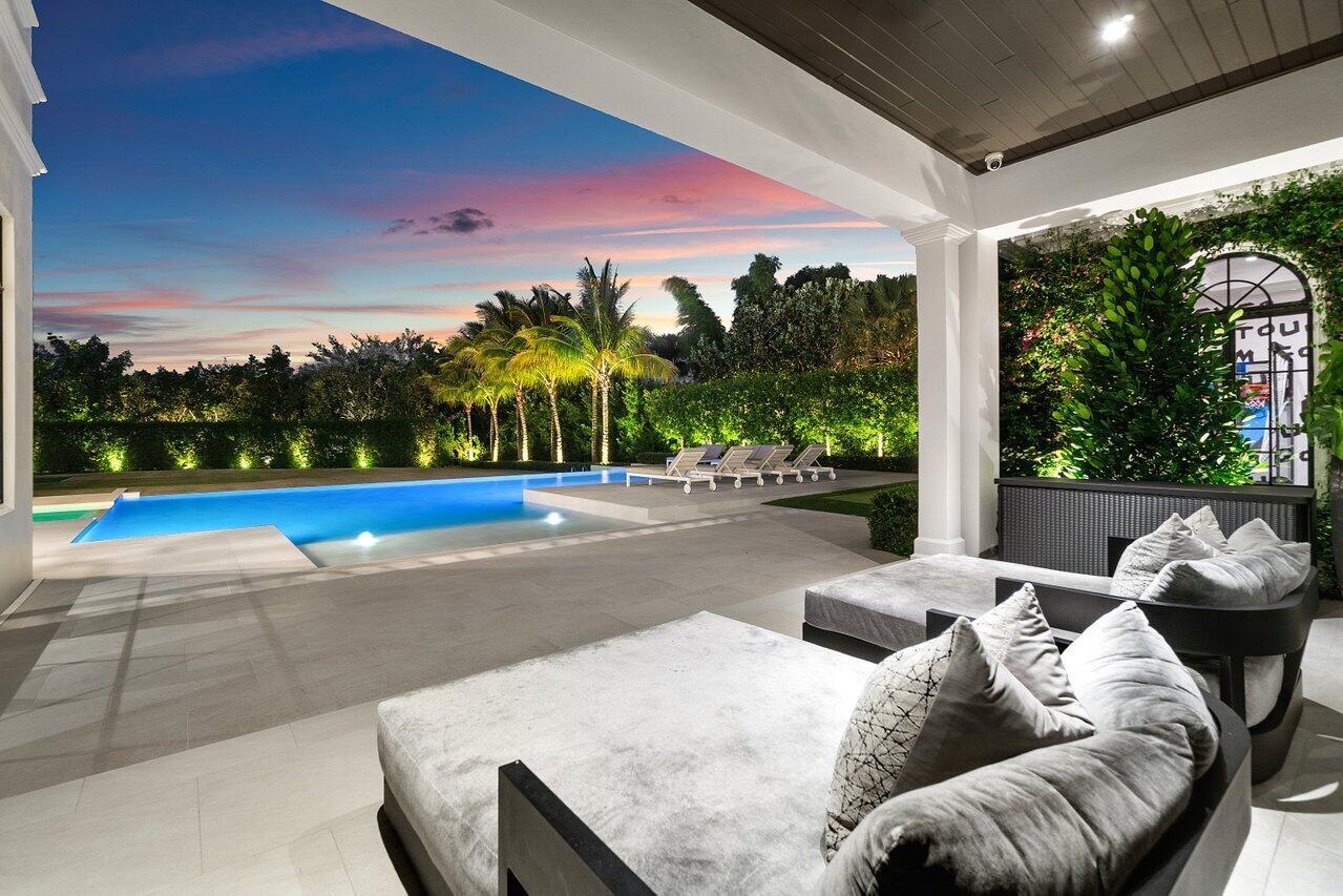 1162 Banyan Estates Dr North Palm Beach, FL 33408