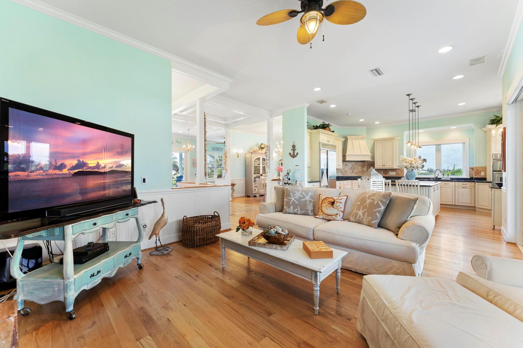 1334 SE Macarthur Blvd Stuart, FL 34996 1334 SE Macarthur Blvd Stuart, FL 34996