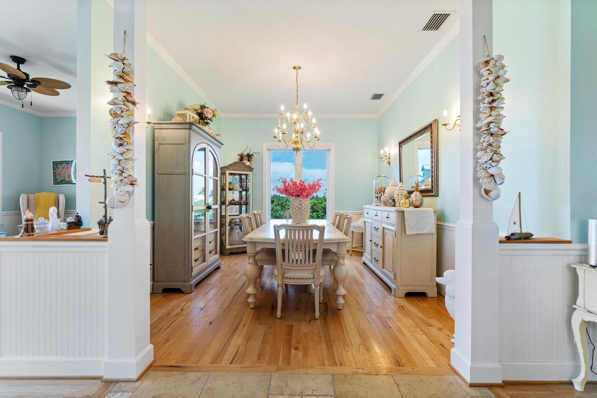 1334 SE Macarthur Blvd Stuart, FL 34996 1334 SE Macarthur Blvd Stuart, FL 34996