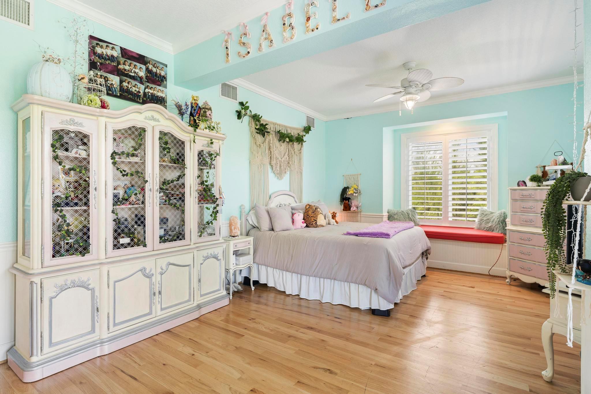 1334 SE Macarthur Blvd Stuart, FL 34996 1334 SE Macarthur Blvd Stuart, FL 34996