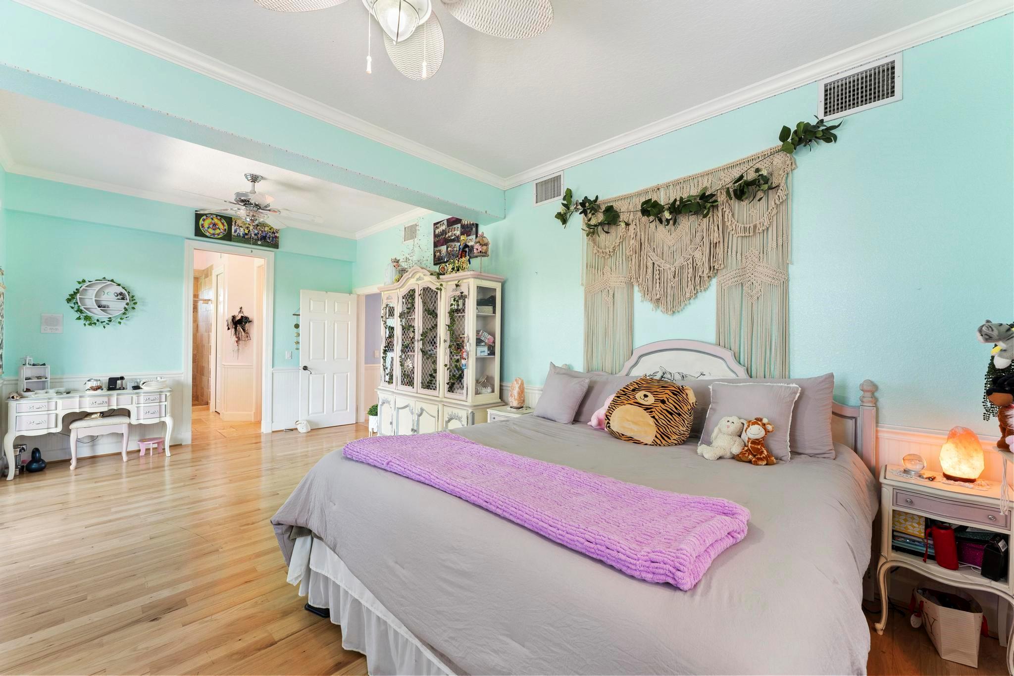 1334 SE Macarthur Blvd Stuart, FL 34996 1334 SE Macarthur Blvd Stuart, FL 34996
