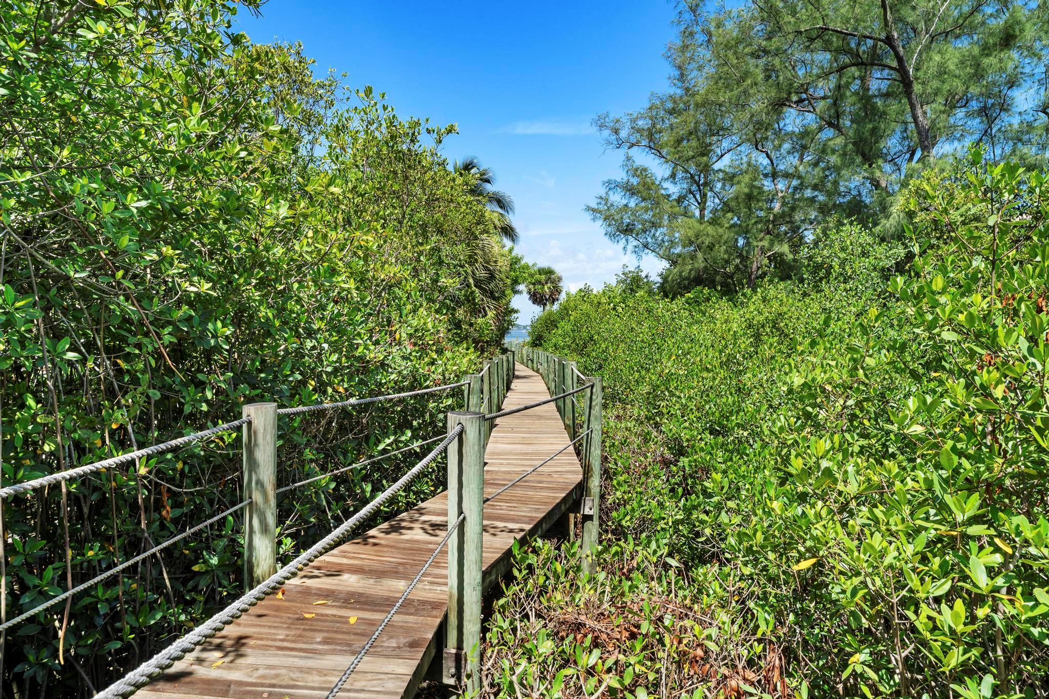 1334 SE Macarthur Blvd Stuart, FL 34996 1334 SE Macarthur Blvd Stuart, FL 34996