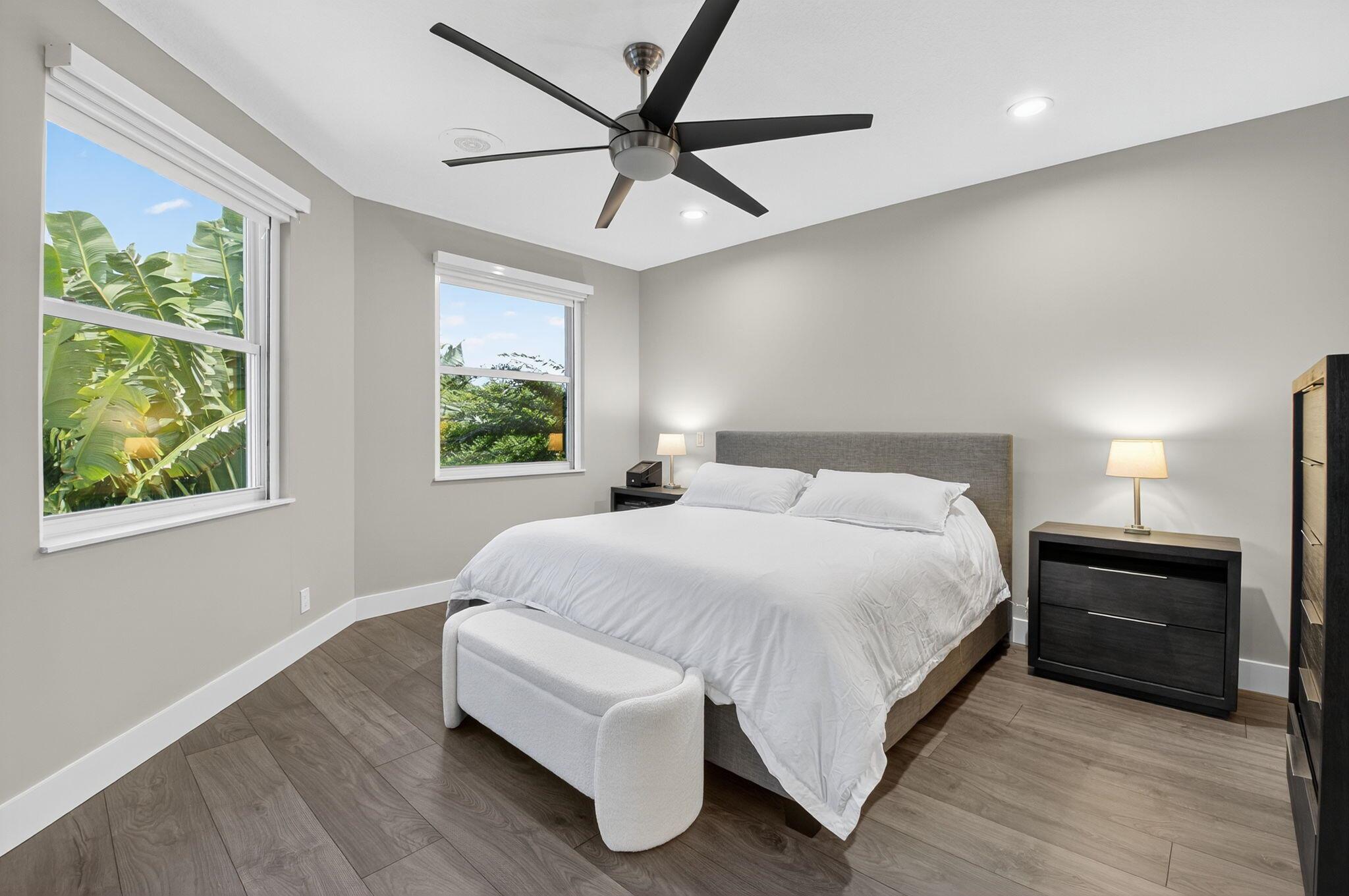 6529 NW 40th Ct Boca Raton, FL 33496