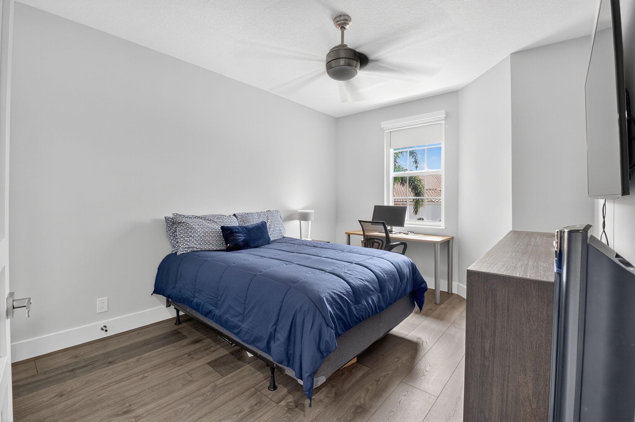 6529 NW 40th Ct Boca Raton, FL 33496