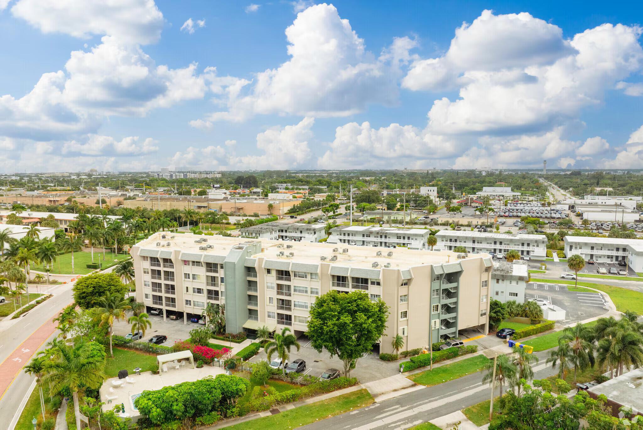 505 Spencer Dr #406