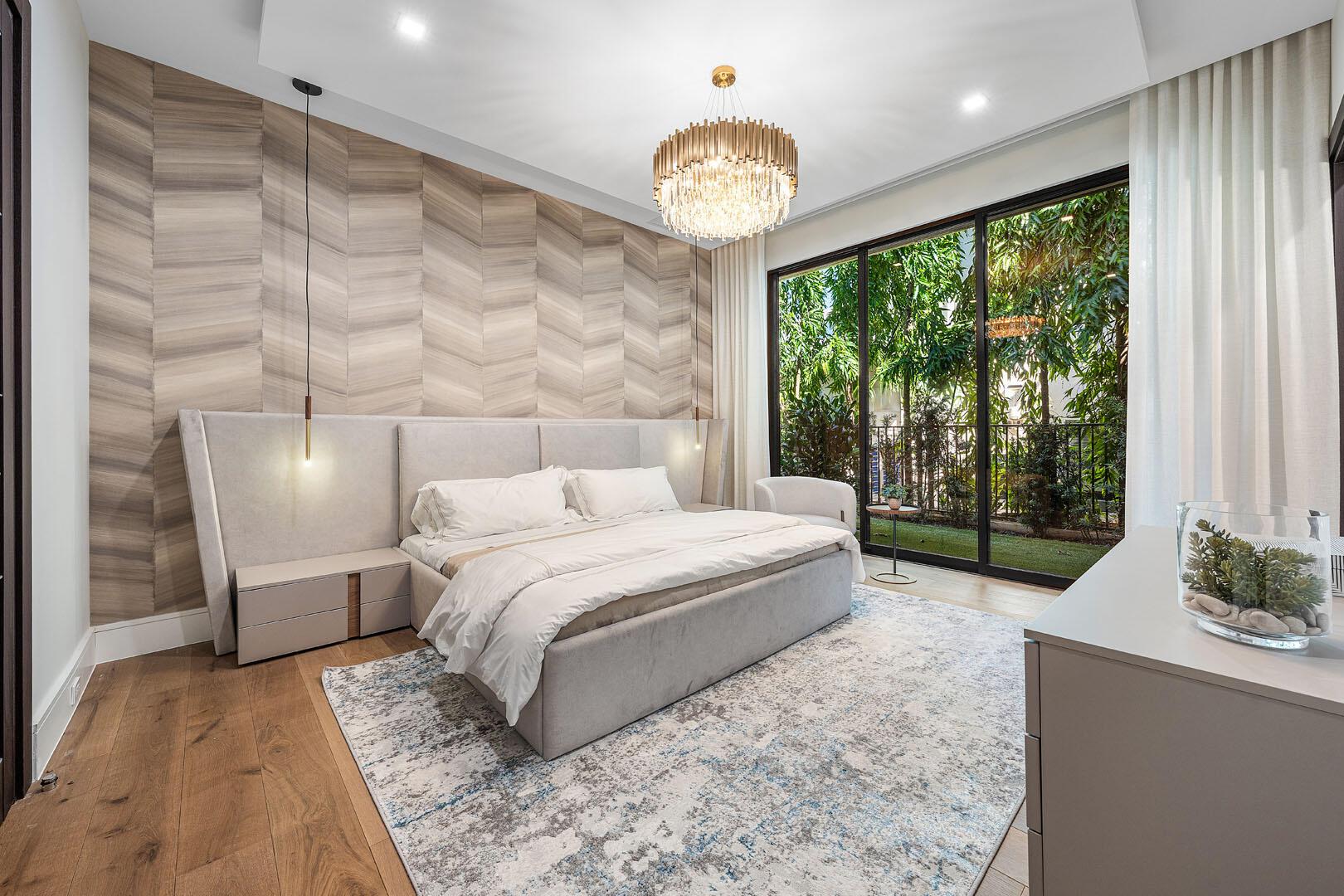 212 W Alexander Palm Rd Boca Raton, FL 33432