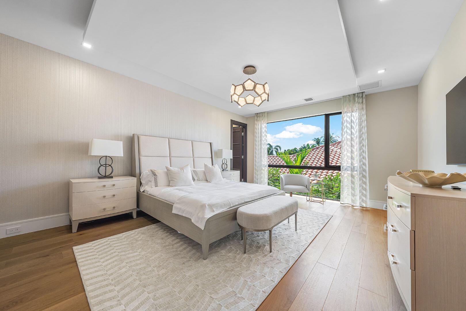 212 W Alexander Palm Rd Boca Raton, FL 33432