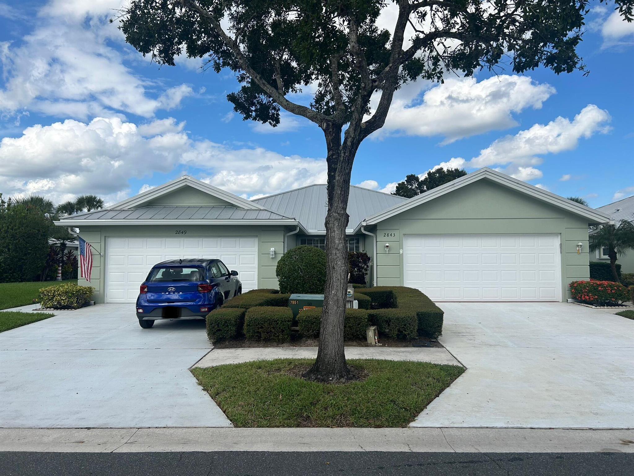 2843 SW Ridgewood Pl