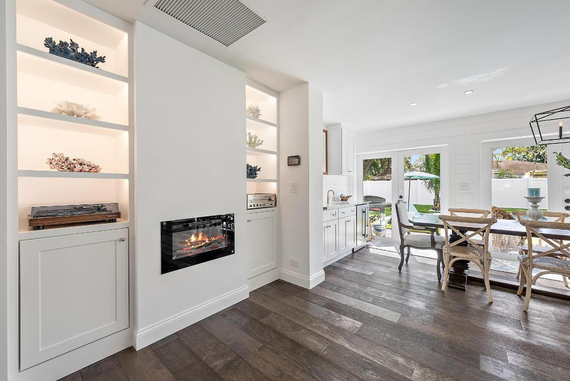 8 Windsor Rd Jupiter, FL 33469