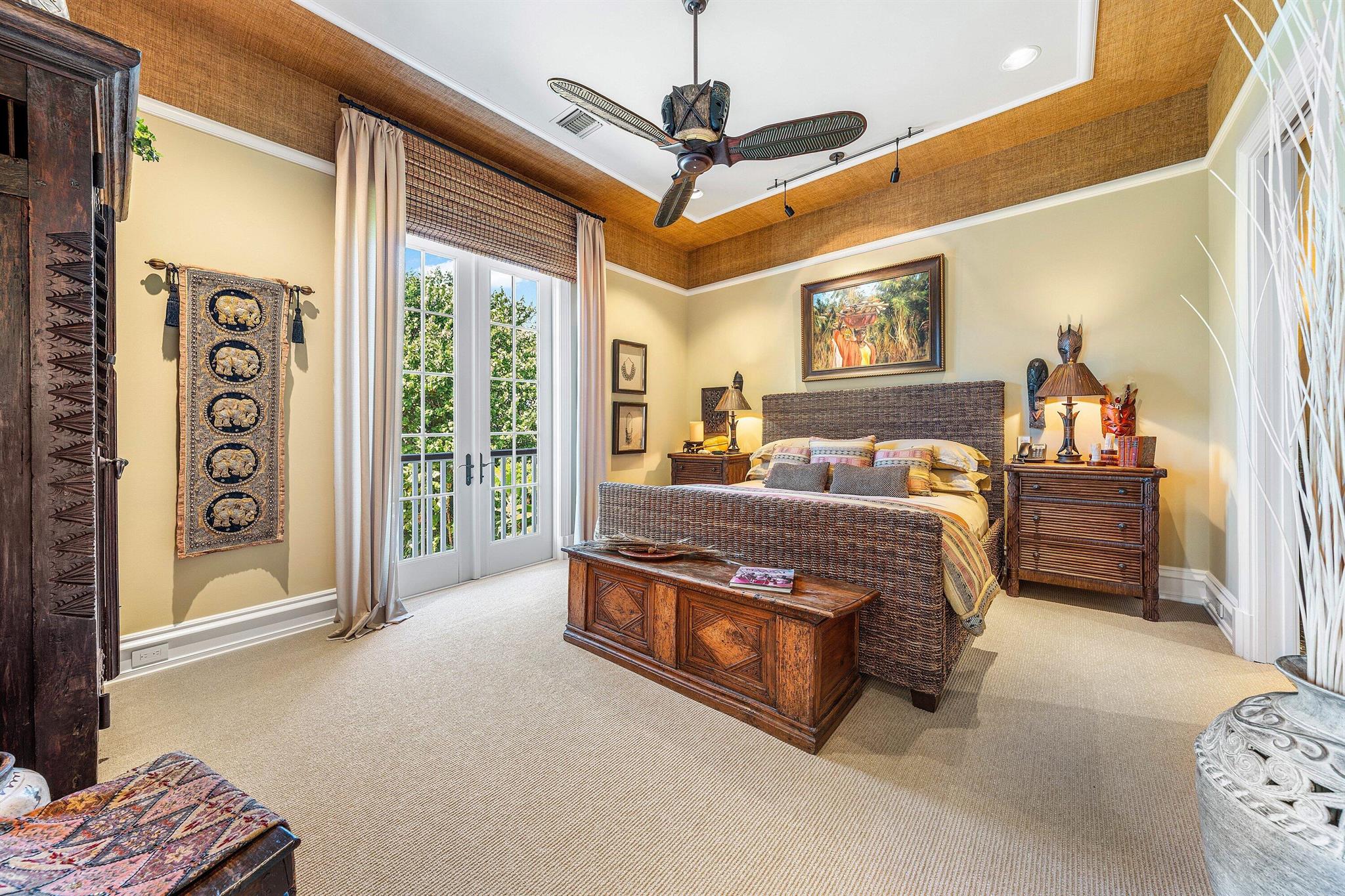 1083 Hillsboro Mile Hillsboro Beach, FL 33062