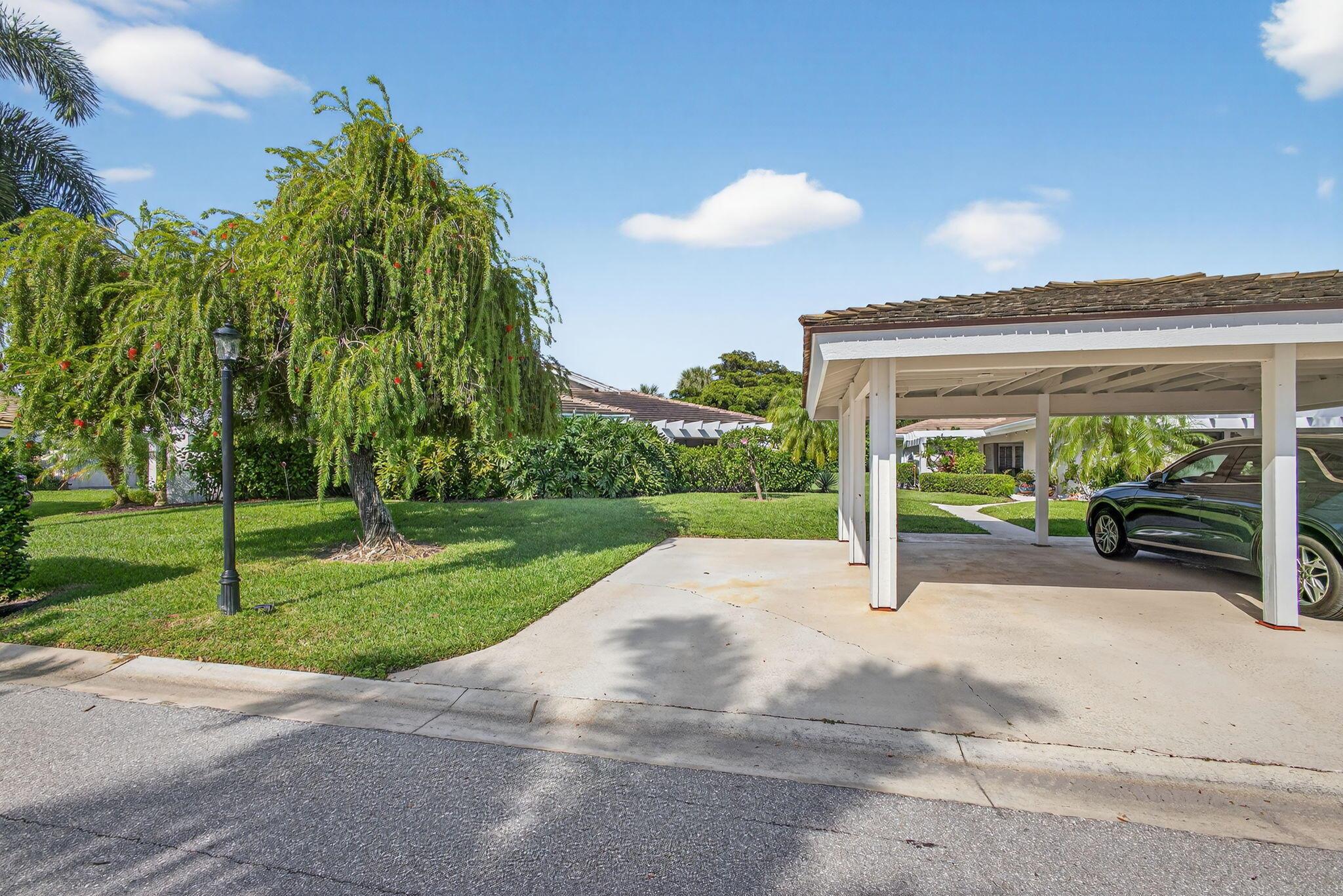 3644 Freshwater Dr Jupiter, FL 33477