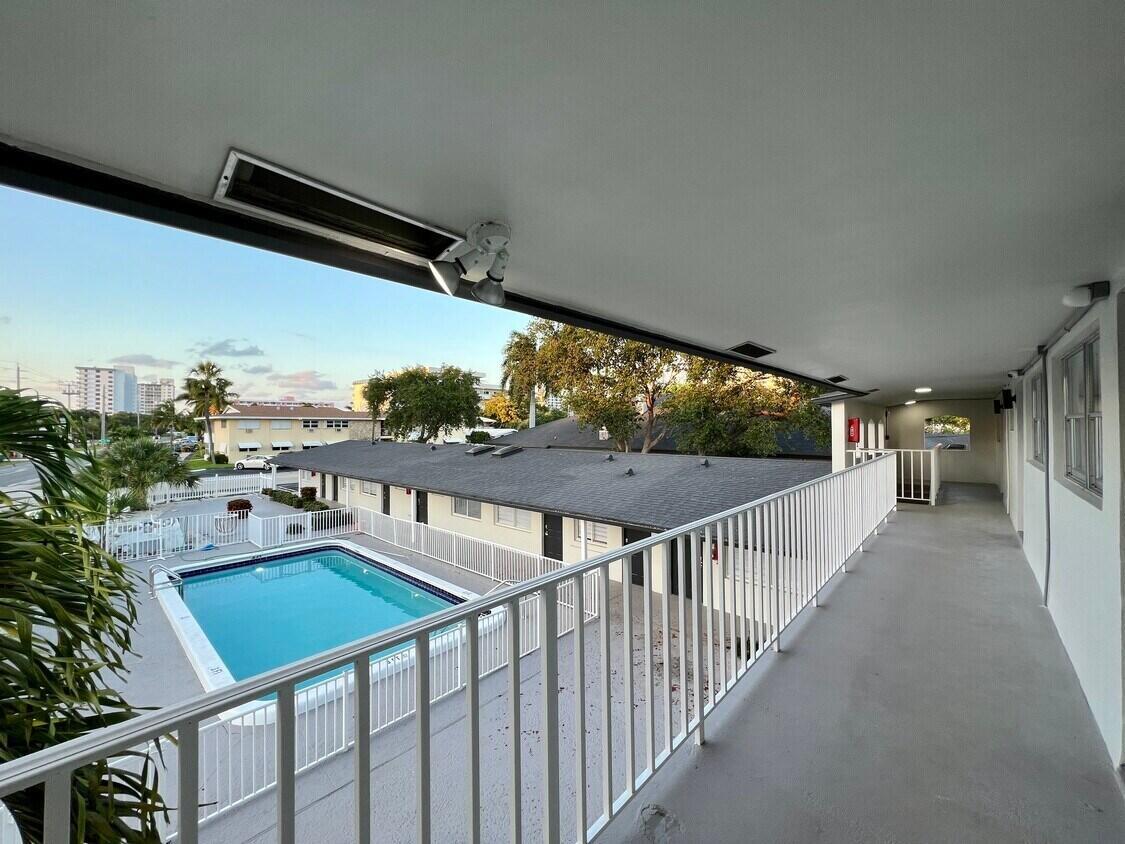 1020 N Riverside Dr Pompano Beach, FL 33062