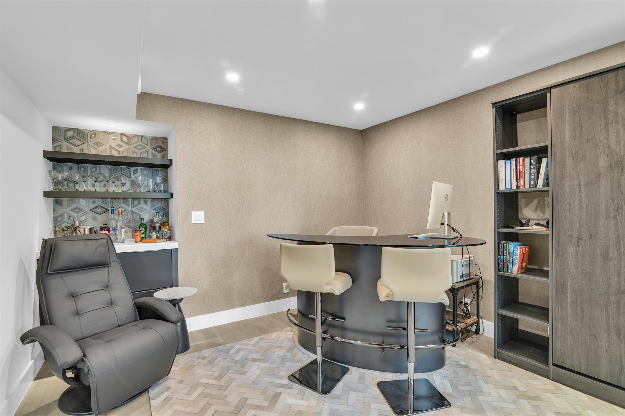 100 SE 5th Ave #106 Boca Raton, FL 33432