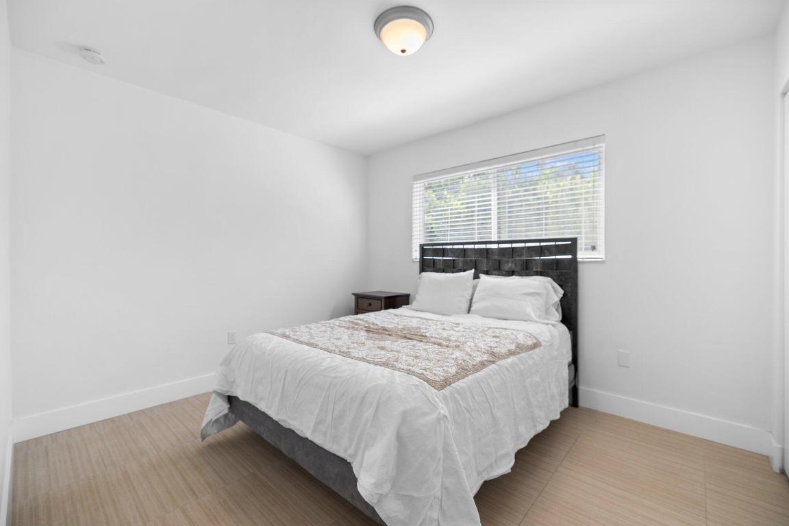 811 Capri St Coral Gables, FL 33134