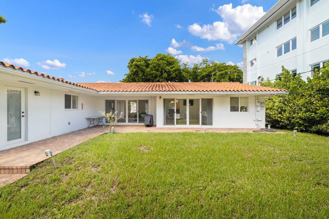 811 Capri St Coral Gables, FL 33134