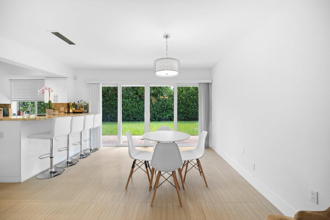 811 Capri St Coral Gables, FL 33134