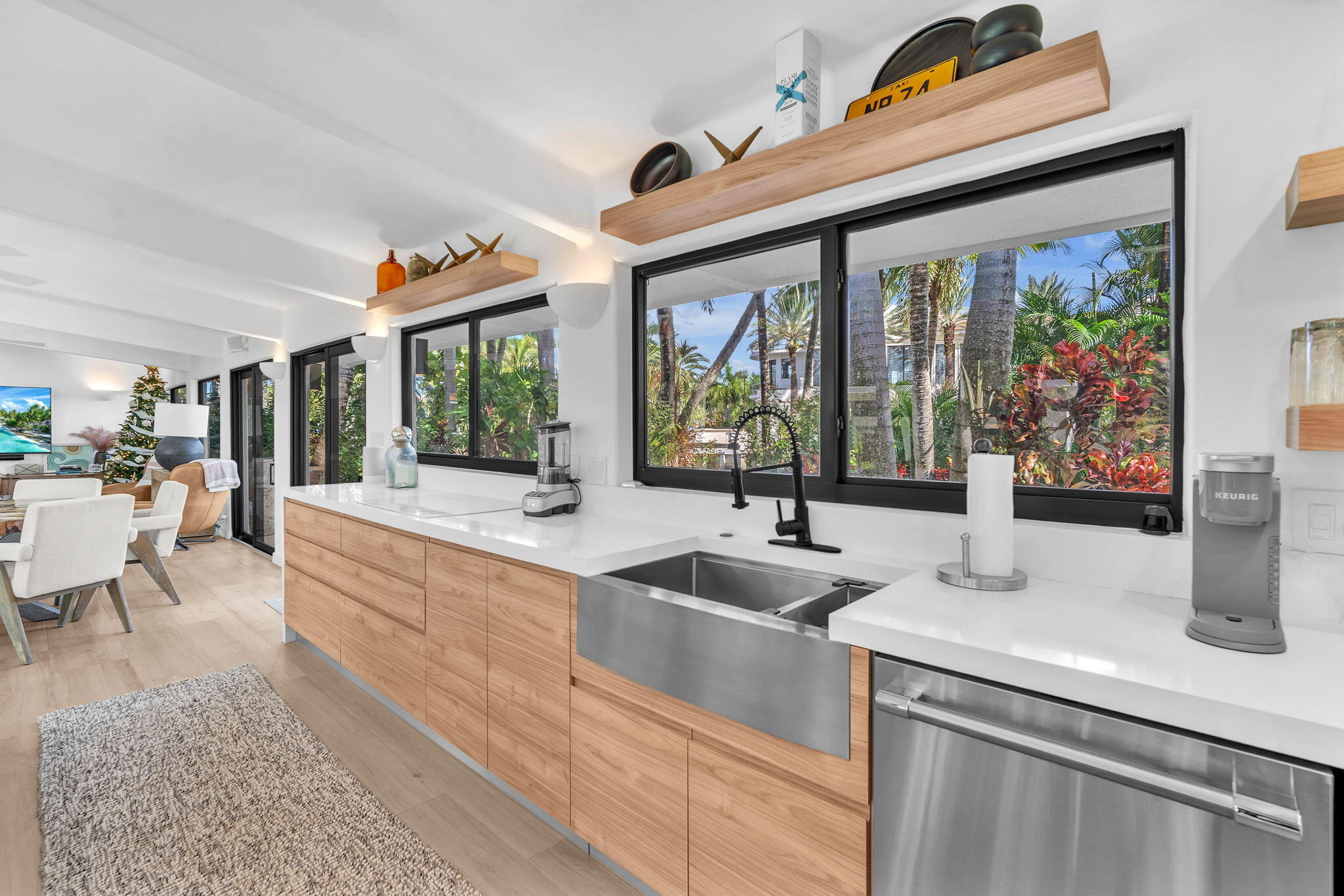 302 Coral Way Fort Lauderdale, FL 33301