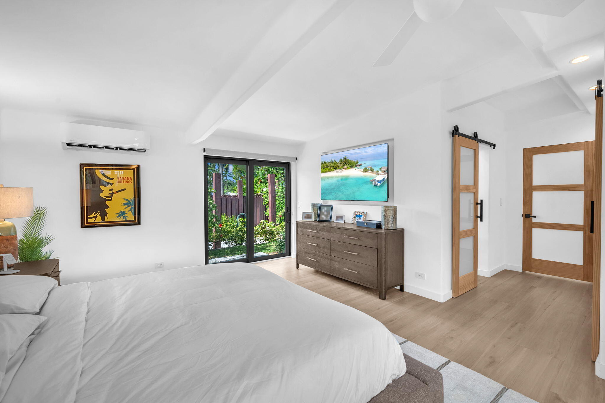 302 Coral Way Fort Lauderdale, FL 33301