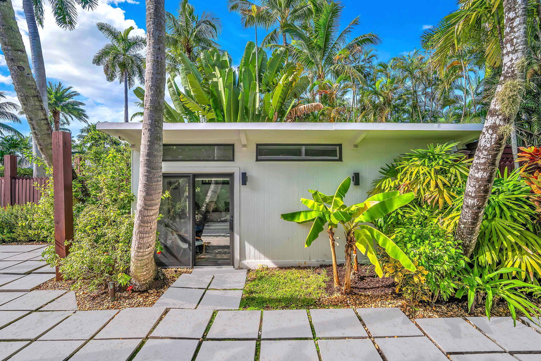 302 Coral Way Fort Lauderdale, FL 33301