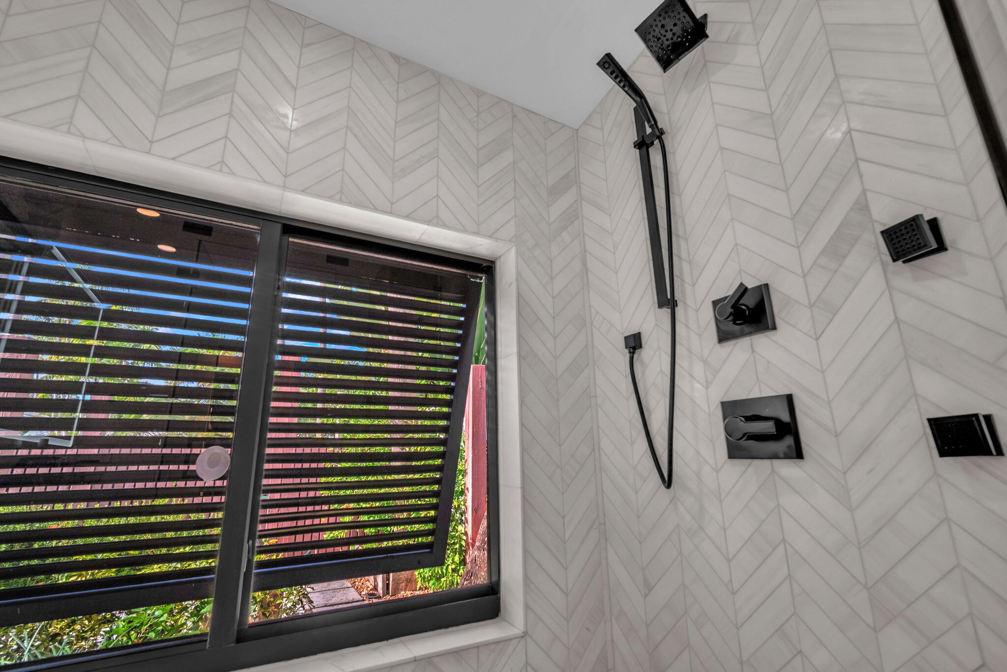 302 Coral Way Fort Lauderdale, FL 33301