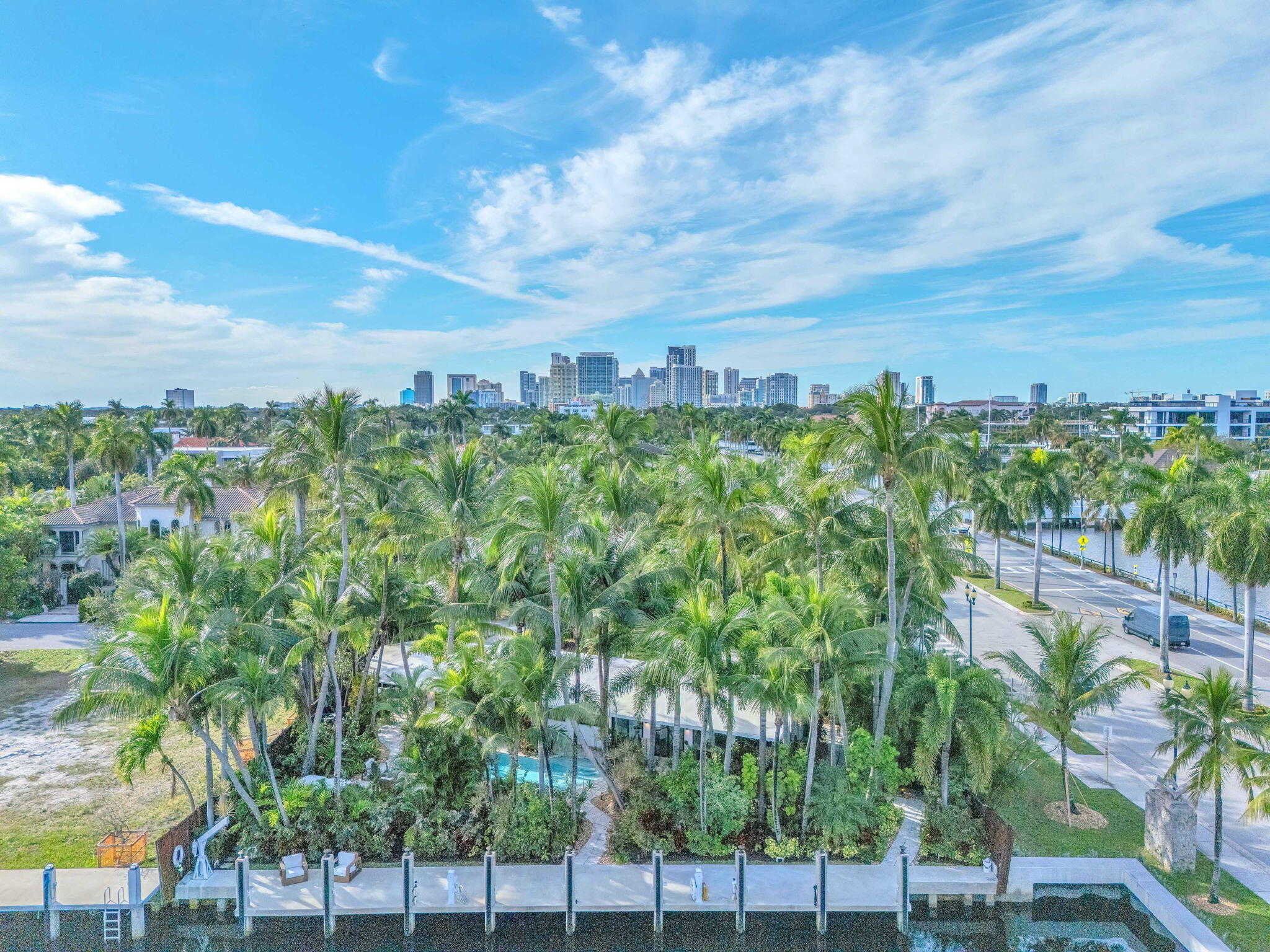 302 Coral Way Fort Lauderdale, FL 33301