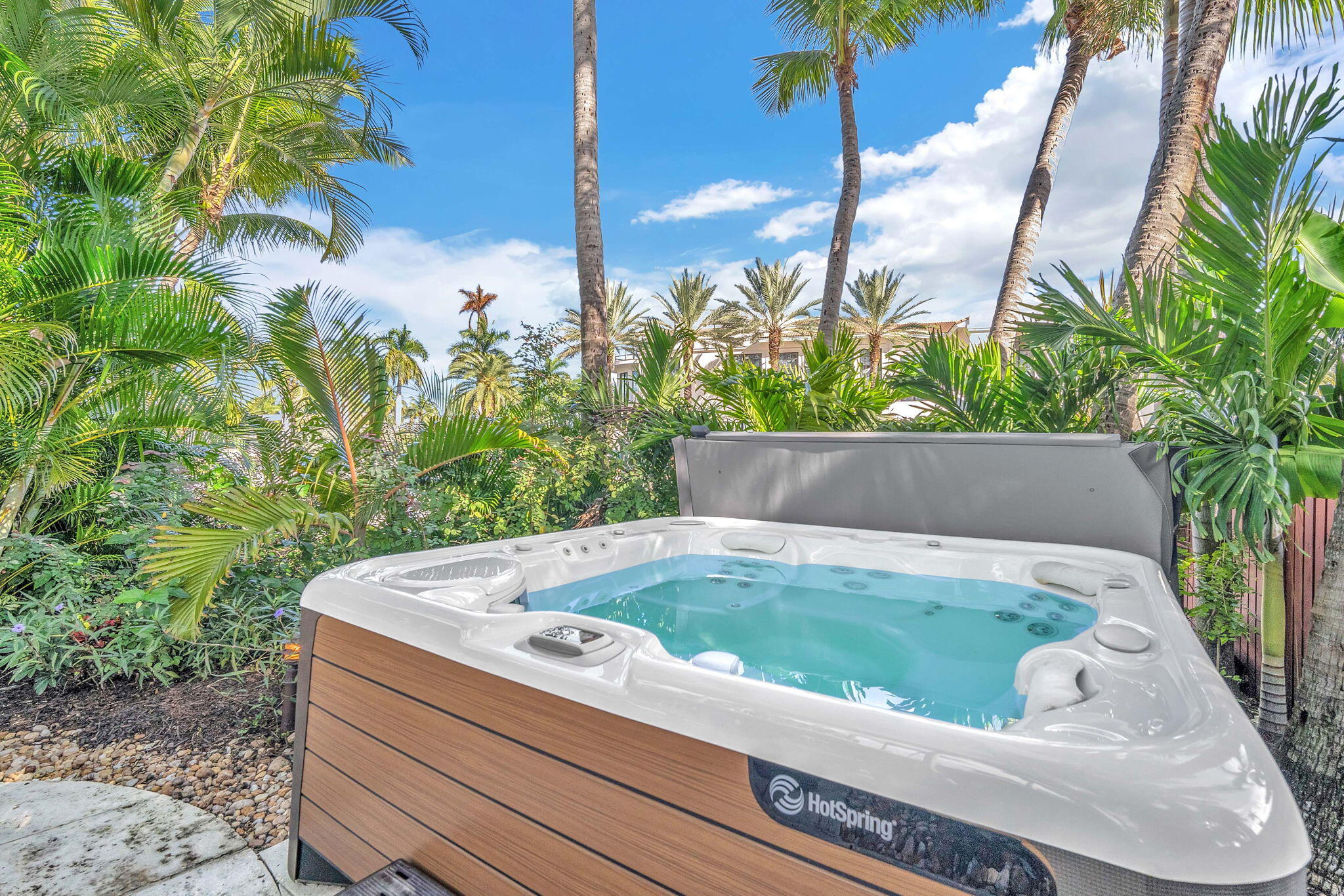 302 Coral Way Fort Lauderdale, FL 33301