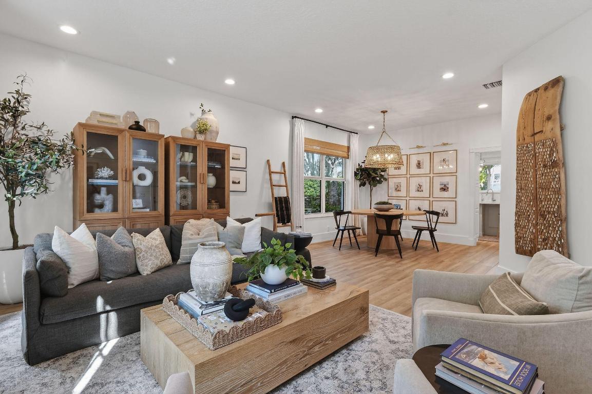 19954 Loxahatchee Pointe Jupiter, FL 33458