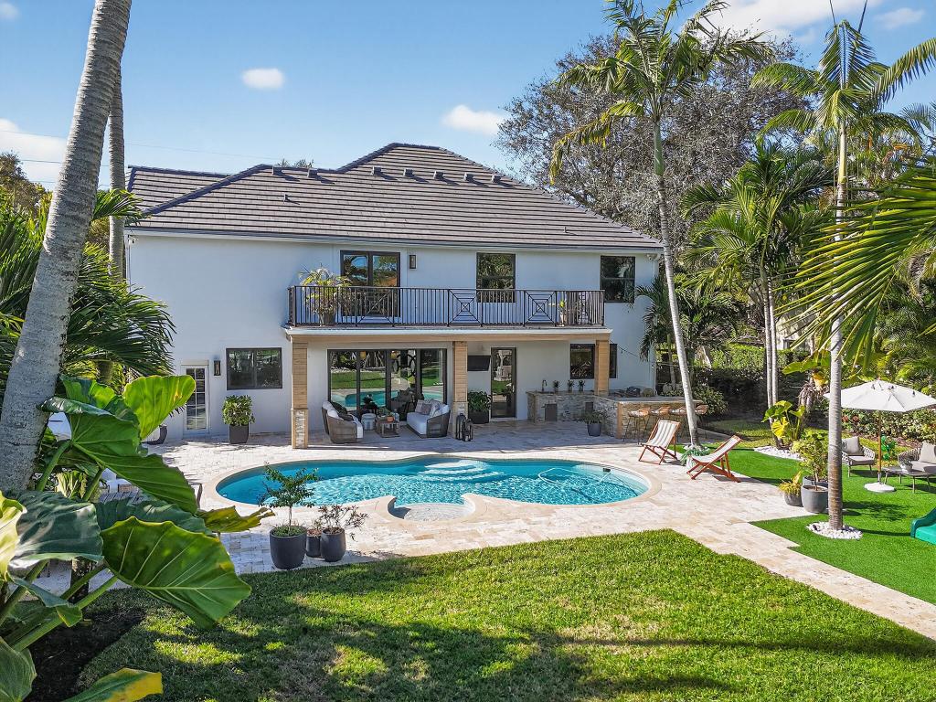 19954 Loxahatchee Pointe Jupiter, FL 33458