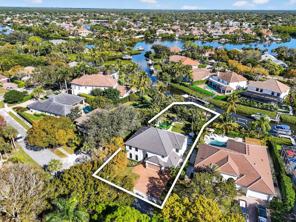 19954 Loxahatchee Pointe Jupiter, FL 33458