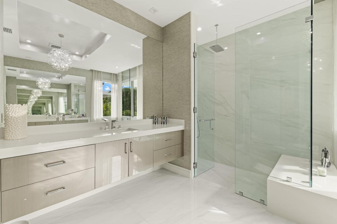 402 Ocean One Juno Beach, FL 33408