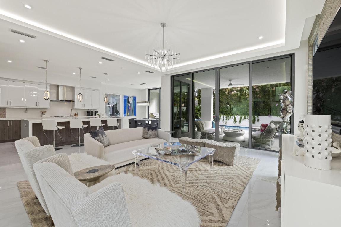 402 Ocean One Juno Beach, FL 33408