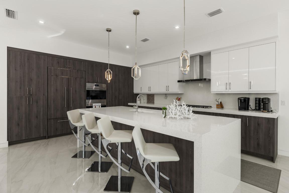 402 Ocean One Juno Beach, FL 33408