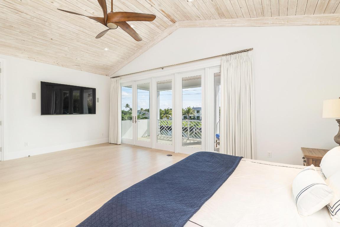 222 Arlington West Palm Beach, FL 33405