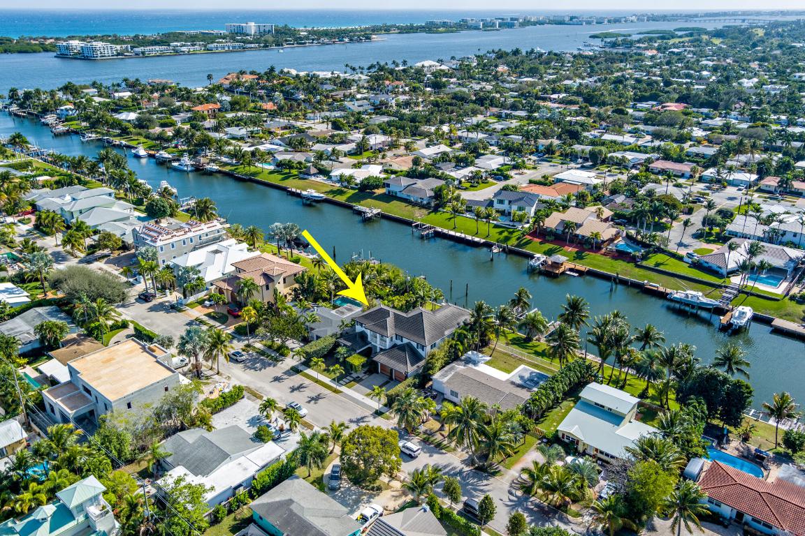 222 Arlington West Palm Beach, FL 33405