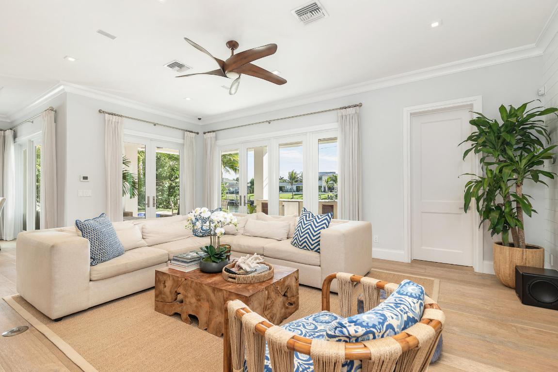 222 Arlington West Palm Beach, FL 33405