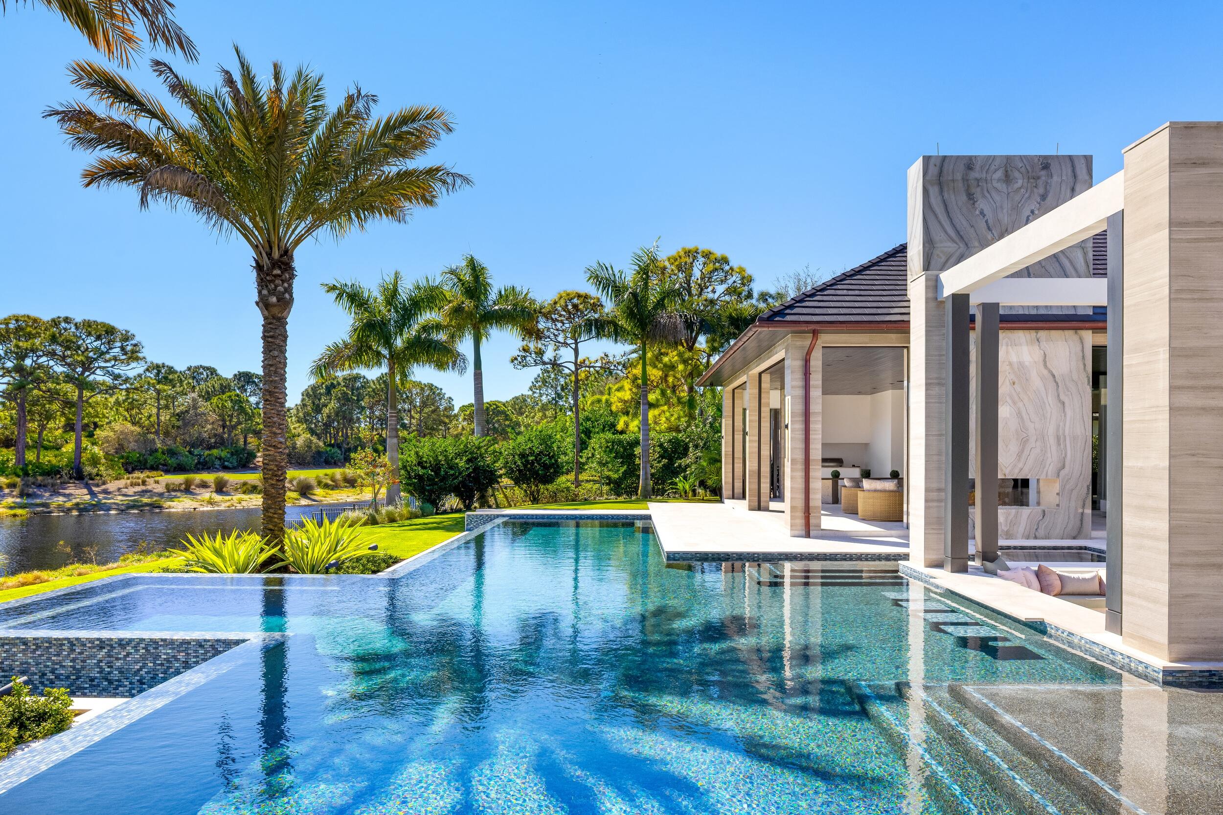 228 Bears Clb Jupiter, FL 33477