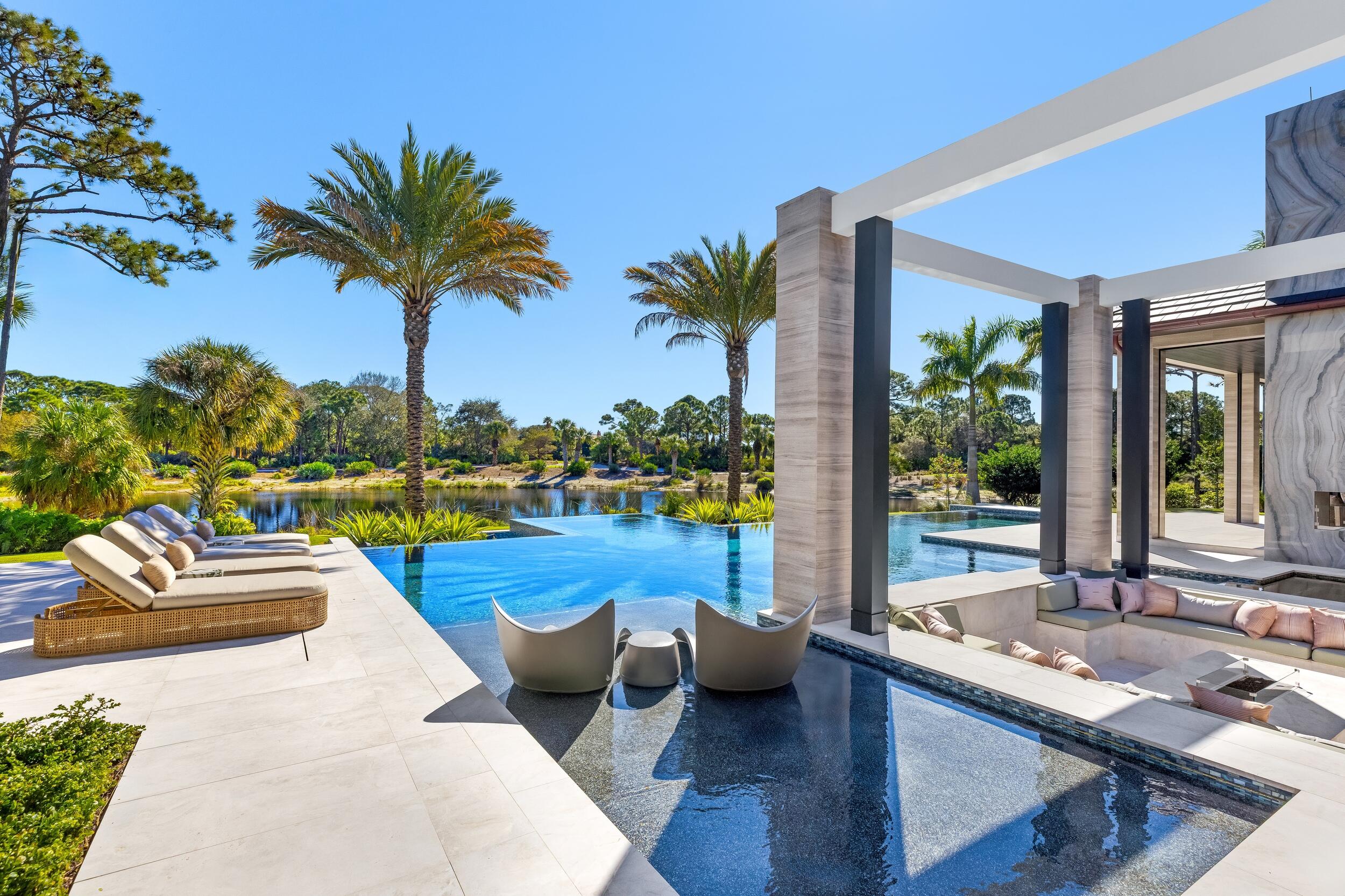 228 Bears Clb Jupiter, FL 33477